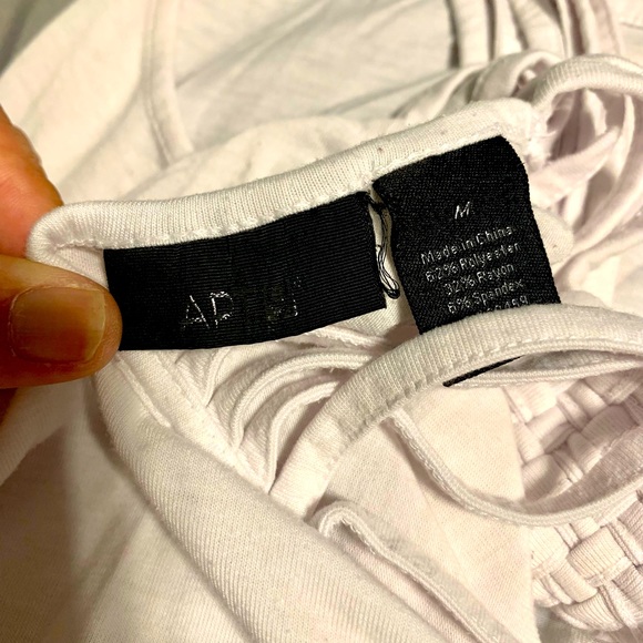 ☀️ Great Loose Coverup, Size Medium - Picture 3 of 6